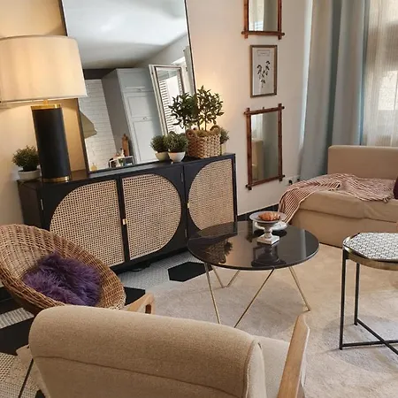 The Mirror - Terme * Merano