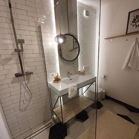 The Mirror - Terme Apartment *