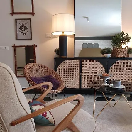 The Mirror - Terme Lägenhet