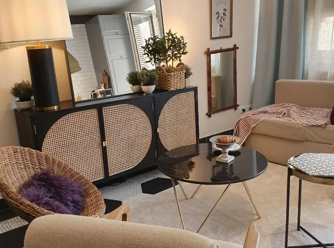 The Mirror - Terme * Merano